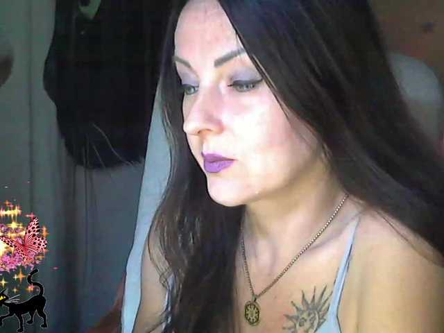 lu4iktvoi live cam on BongaCams