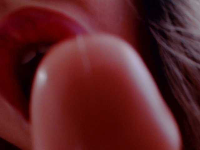 malushka1 live cam on BongaCams