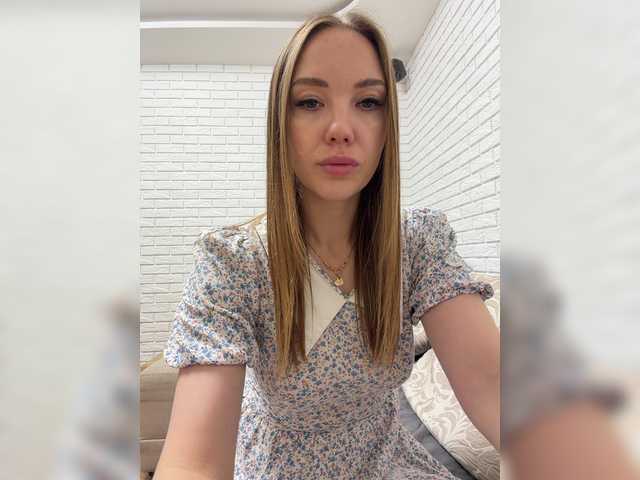 KitFox live webcam show