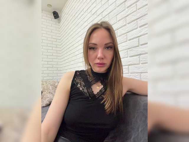 Pepetka22's BongaCams show and profile