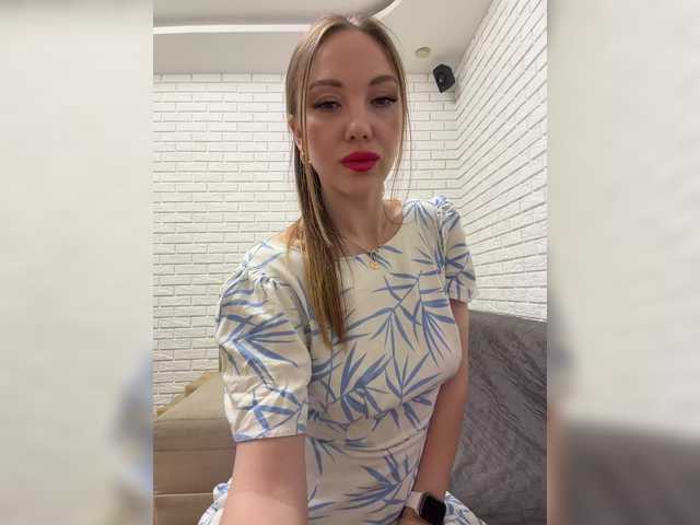 Live трансляция KitFox - Runet.cam