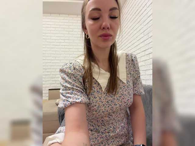 Pepetka22's BongaCams show and profile