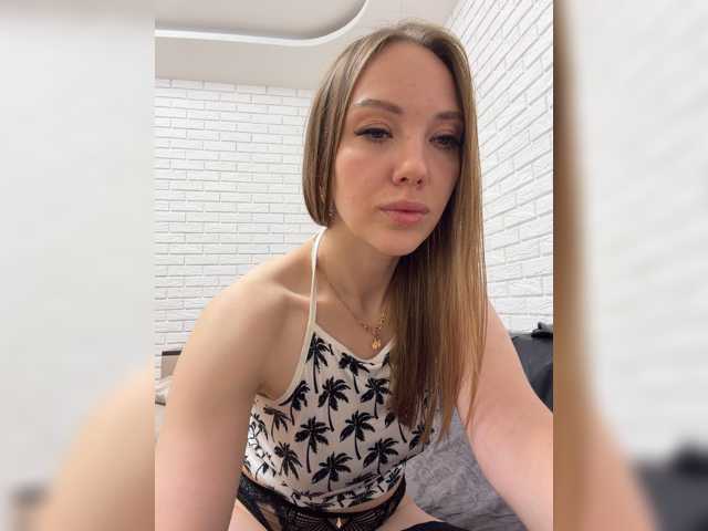 Pepetka22 live cam on BongaCams