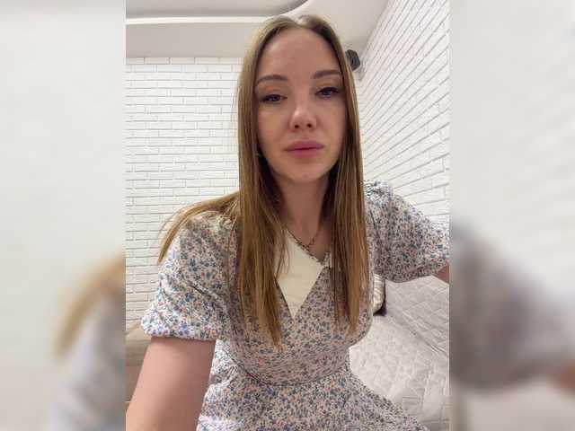 KitFox live webcam show
