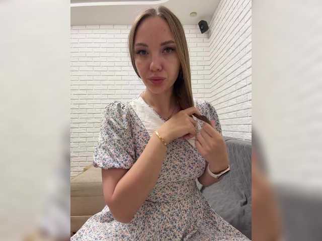 Pepetka22 live cam on BongaCams