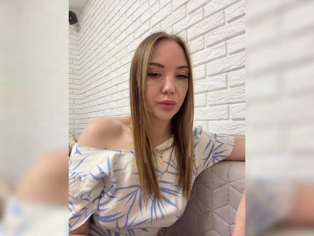 Pepetka22 live cam on BongaCams