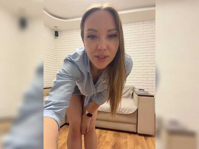 Pepetka22 live cam on BongaCams
