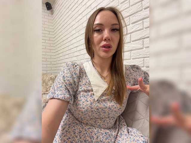 Pepetka22 live cam on BongaCams