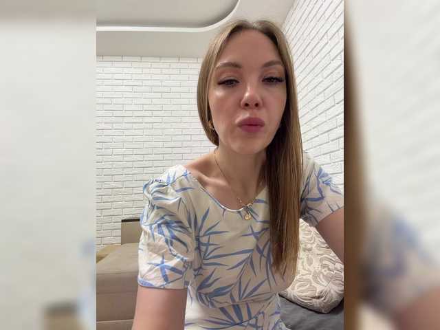 Pepetka22 live cam on BongaCams