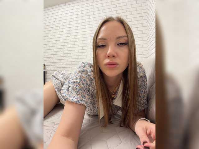 Pepetka22 live cam on BongaCams