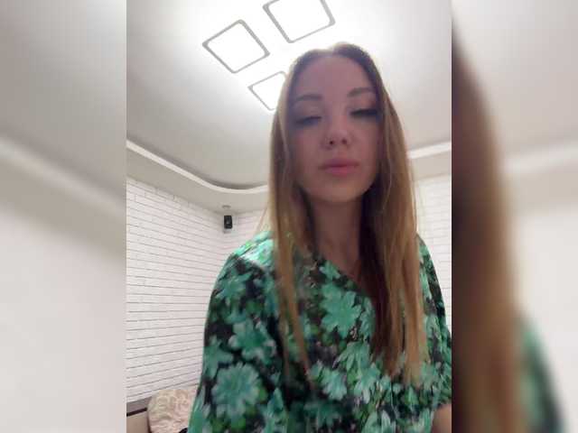 Pepetka22 live cam on BongaCams