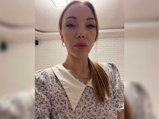 Pepetka22 live cam on BongaCams