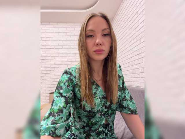 Pepetka22 live cam on BongaCams