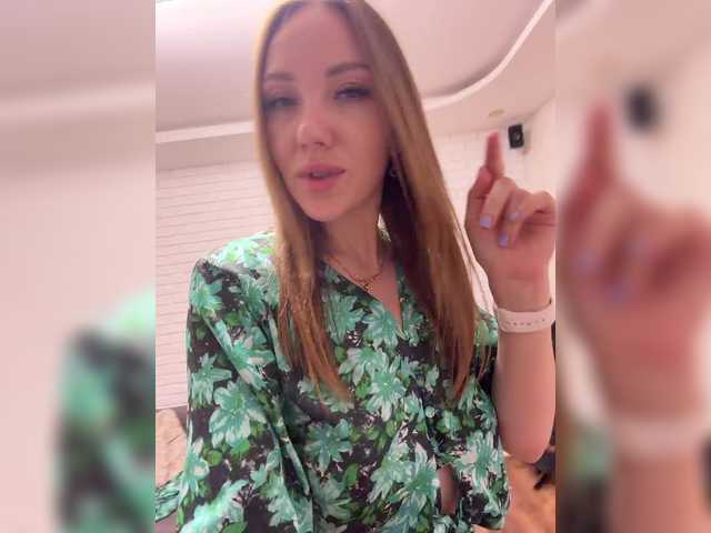 Pepetka22 live cam on BongaCams