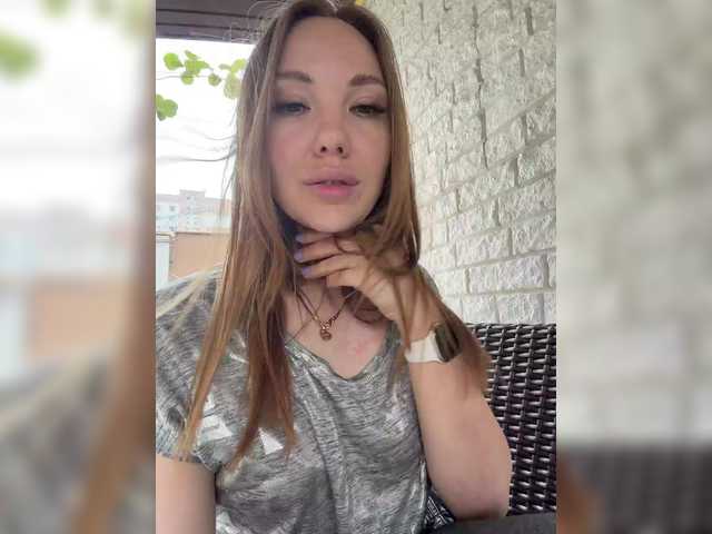 Pepetka22 live cam on BongaCams
