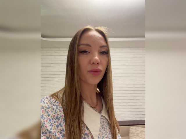 KitFox live webcam show