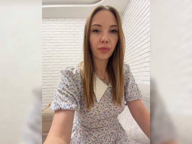 KitFox live webcam show