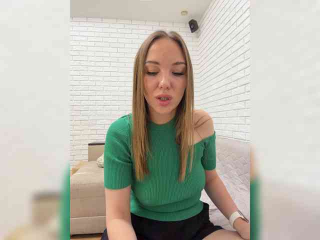 Pepetka22 Live Webcam on BongaCams