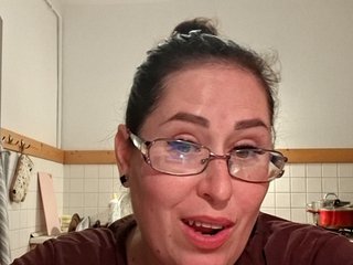VolshEbnutaya_001 Porn Show