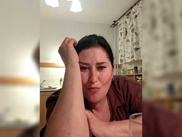loriktwinss live cam on BongaCams