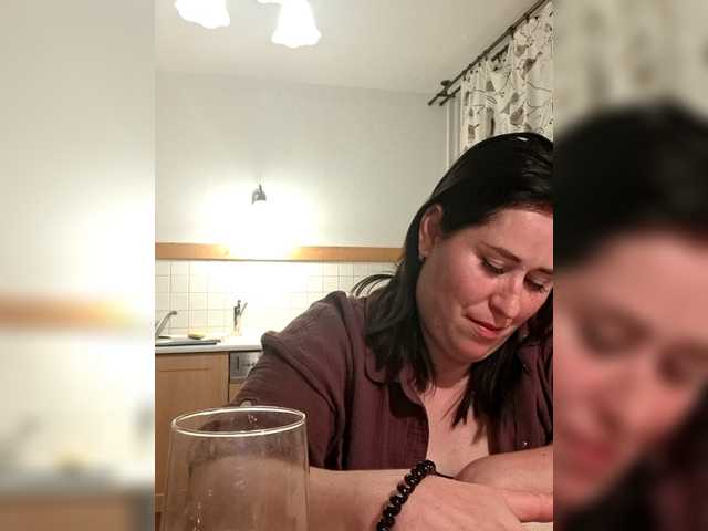 loriktwinss live cam on BongaCams