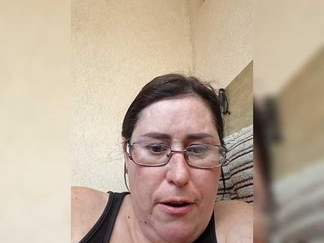 loriktwinss live cam on BongaCams