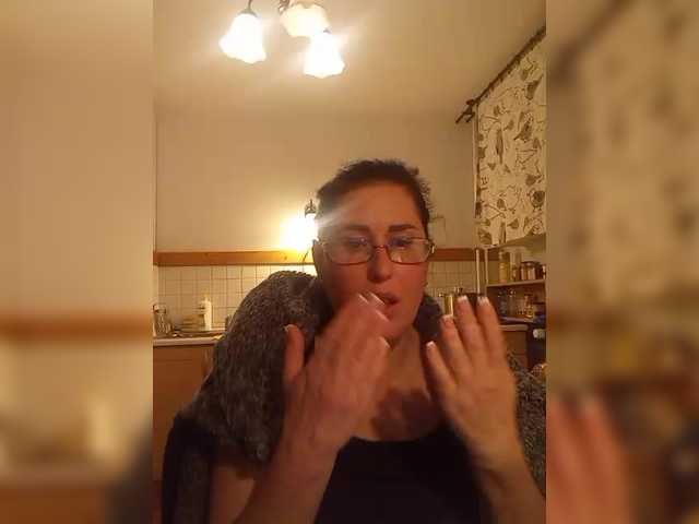 loriktwinss's BongaCams show and profile