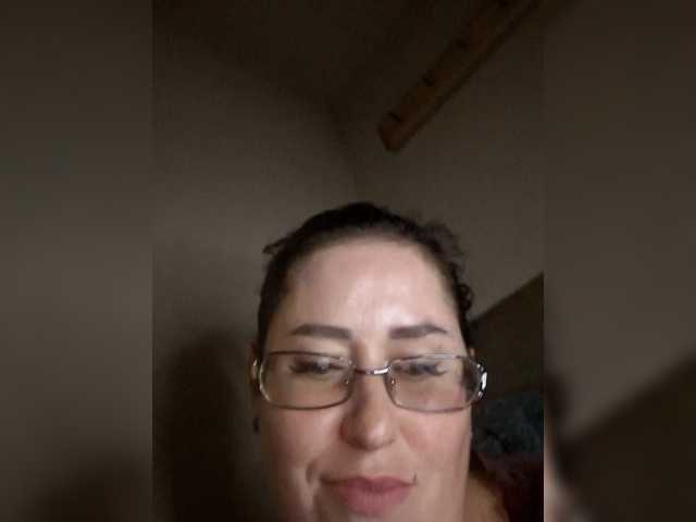loriktwinss live cam on BongaCams