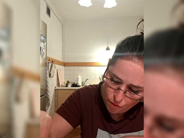 loriktwinss live webcam show