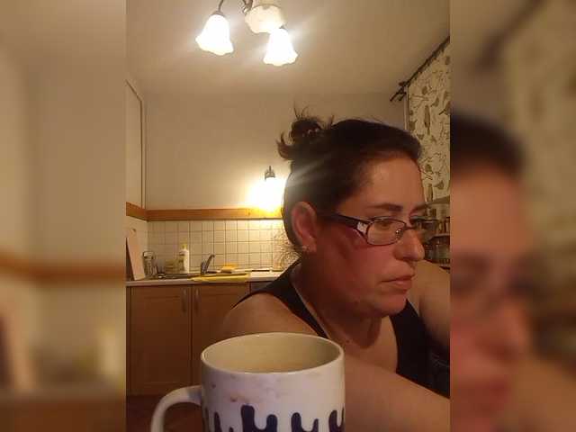 loriktwinss's BongaCams show and profile