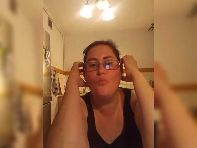 loriktwinss's BongaCams show and profile