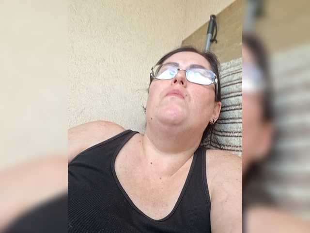loriktwinss live cam on BongaCams