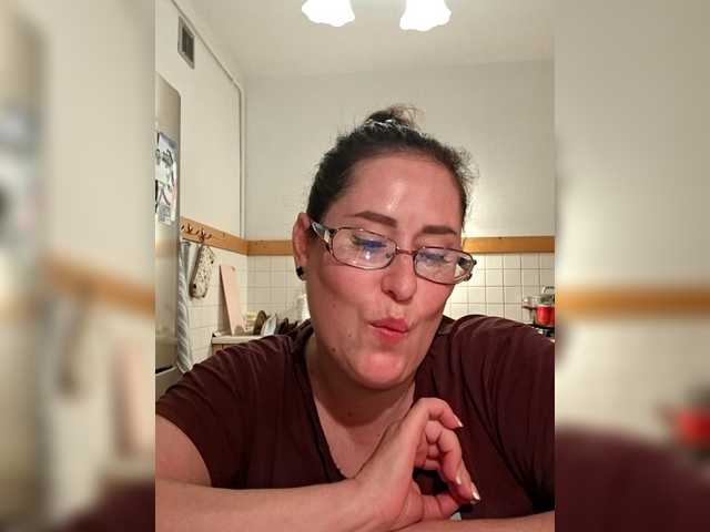 loriktwinss live cam on BongaCams