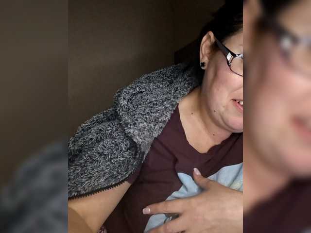 loriktwinss live cam on BongaCams