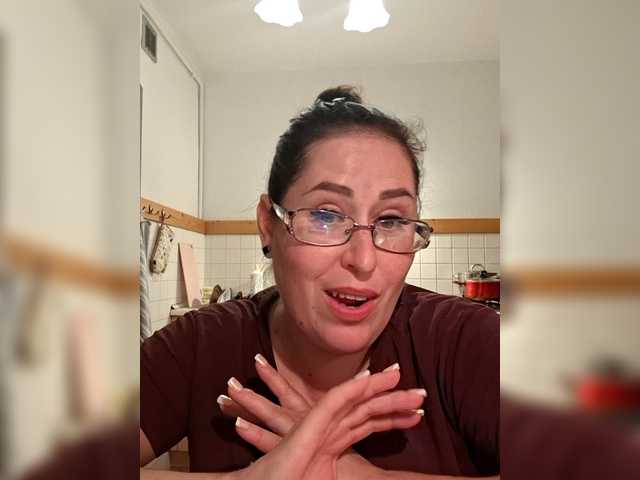 loriktwinss live webcam show