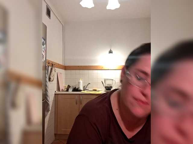 loriktwinss live cam on BongaCams