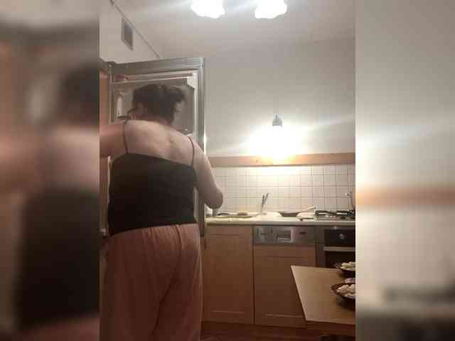 loriktwinss Live Webcam on BongaCams