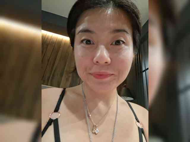 dasha922 Live Webcam on BongaCams