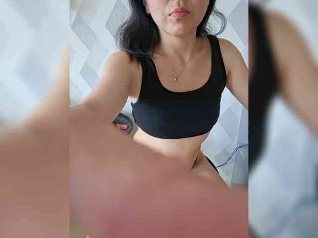 Este modelo está ao vivo agora. dasha922