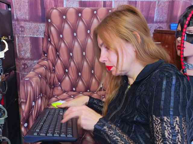 MistreSSEliZa webcam