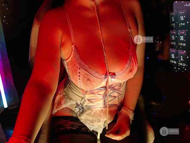Model ini sedang live sekarang. rizzik