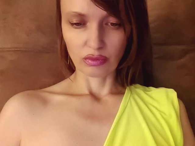 lilisexy14 live cam on BongaCams