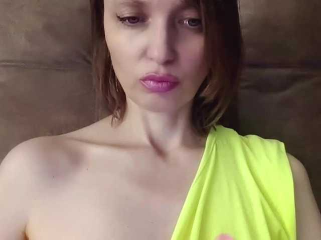 lilisexy14 live cam on BongaCams