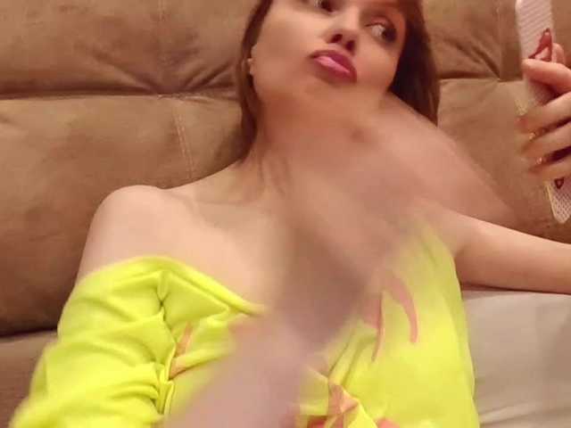 lilisexy14 live cam on BongaCams