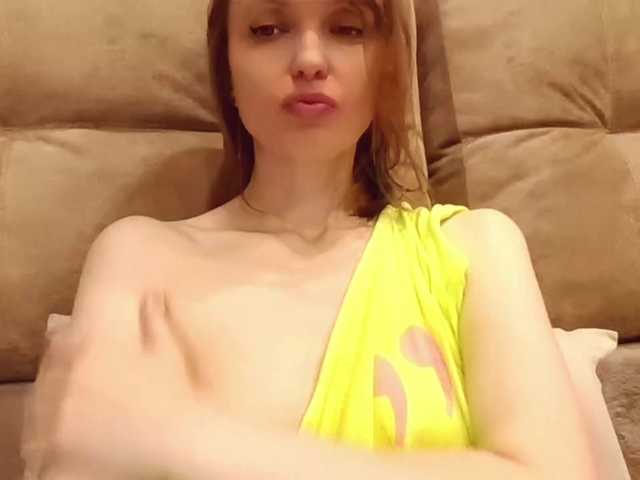 lilisexy14 live cam