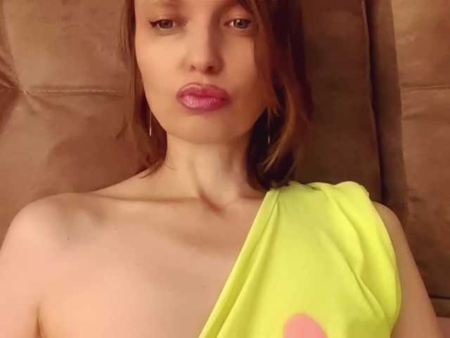 lilisexy14 live cam on BongaCams