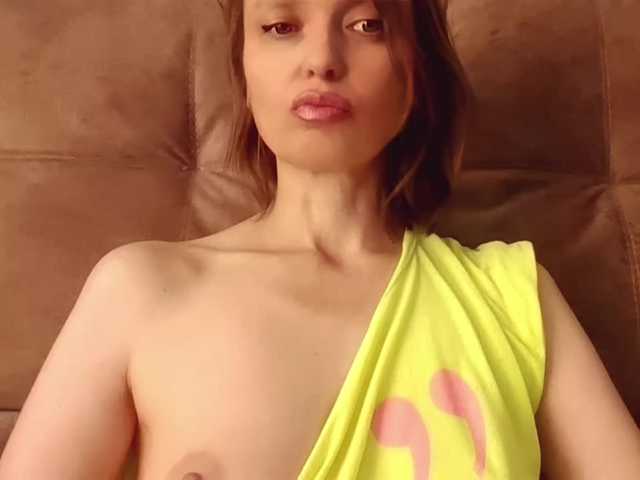 lilisexy14 live cam on BongaCams