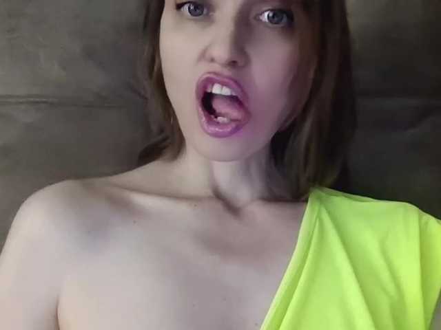 lilisexy14 live cam on BongaCams