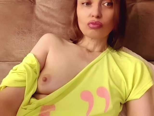 lilisexy14 live cam on BongaCams