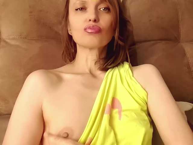 lilisexy14 live cam on BongaCams
